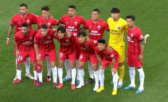 姆本扎戴帽助泰山大胜锁定争冠主动权