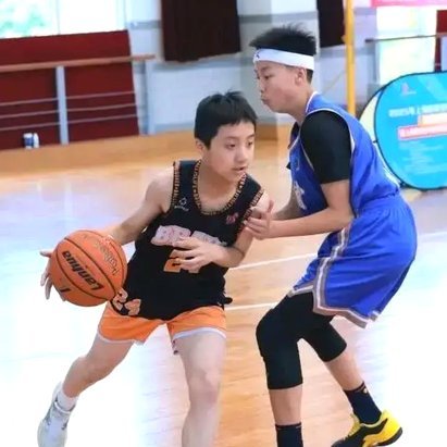 上港在青少年比赛成绩那么烂，为什么b队这么强