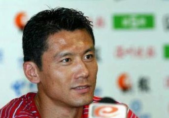 杨晨为何留洋大放异彩国内却平平无奇？