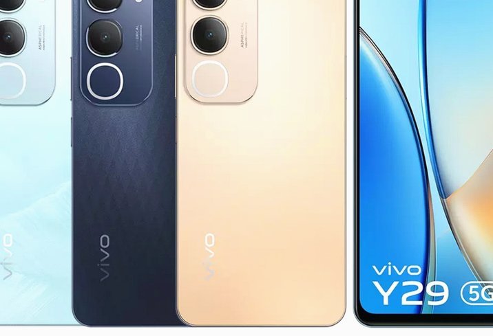 金顺凯肋骨折断，休战留大连受治