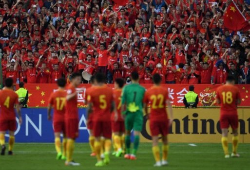 中国足球缘何难振兴？年轻人兴趣缺位成关键