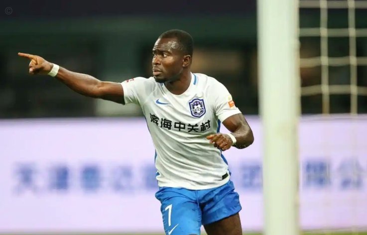 阿奇姆彭助攻，斯坦丘破门扩大比分，英博3-1泰山
