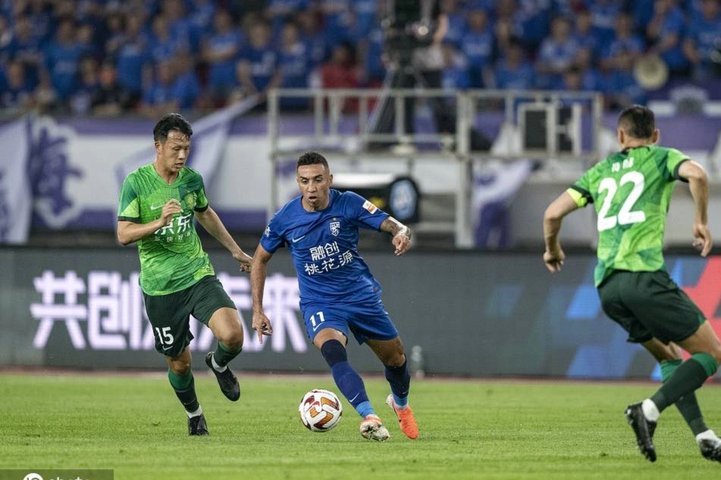 补时遭绝平！中超-达万传射+倒钩 国安3-3玉昆10轮不败